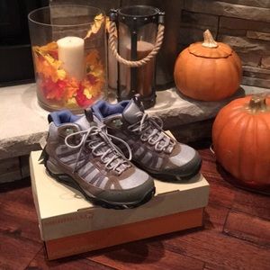 Merrill Hiking boots